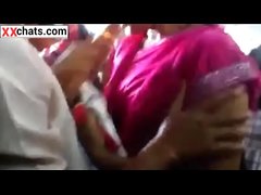 hot bhabhi groped in bus visit -xxchats.com for more