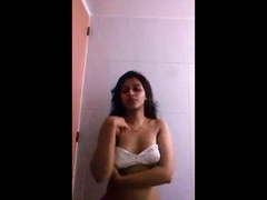 Bhabhi Reenu Bathroom Dirty Sex